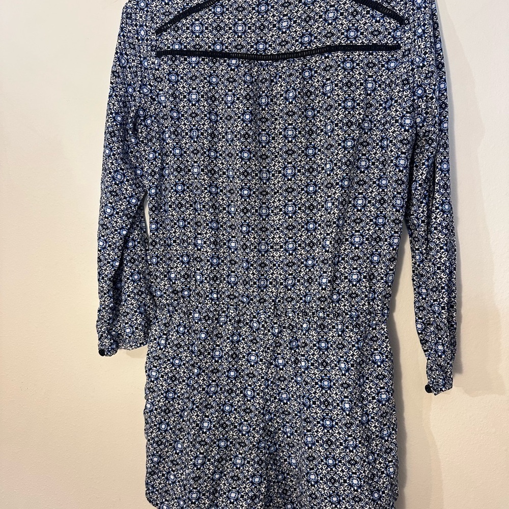 GAP Long Sleeve Dress in Blue and White Floral - Picture 2 of 3